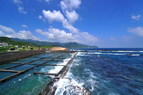 中國(guó)向菲律賓贈(zèng)送10萬(wàn)尾東星斑魚(yú)苗